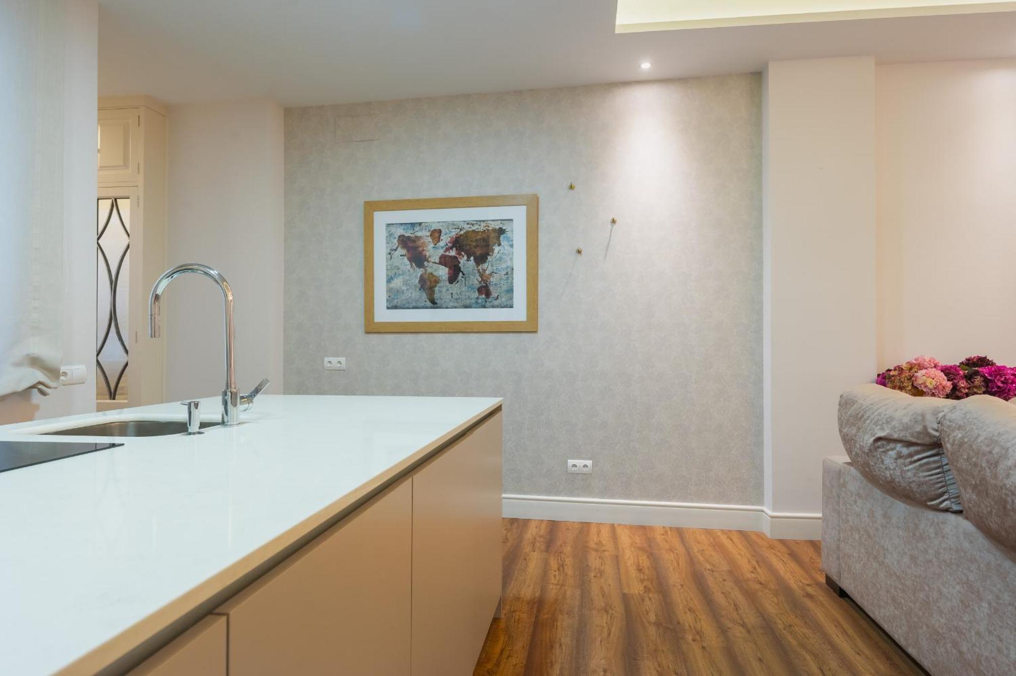 Centro Luxe 3 Rooms Σεβίλλη Εξωτερικό φωτογραφία